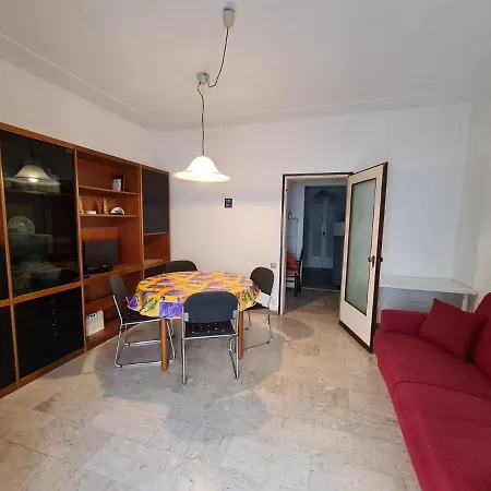 Lido Sunset Apartment *
